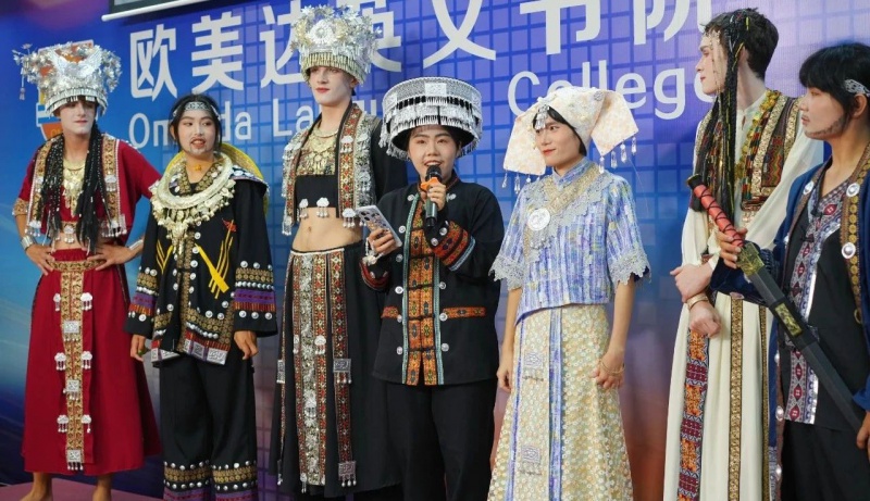 口语实战？T台因你而精彩 | 国际英语角